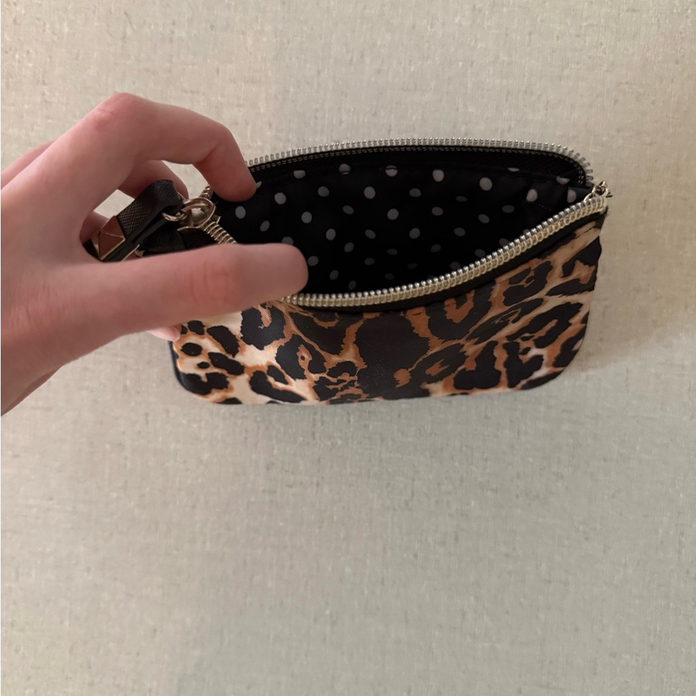 Victoria's Secret Cheetah print change wallet - Picture 5 of 5